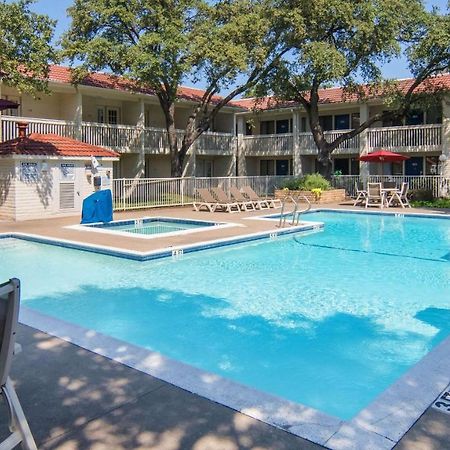 Motel 6-Addison, Tx - Dallas Exterior photo