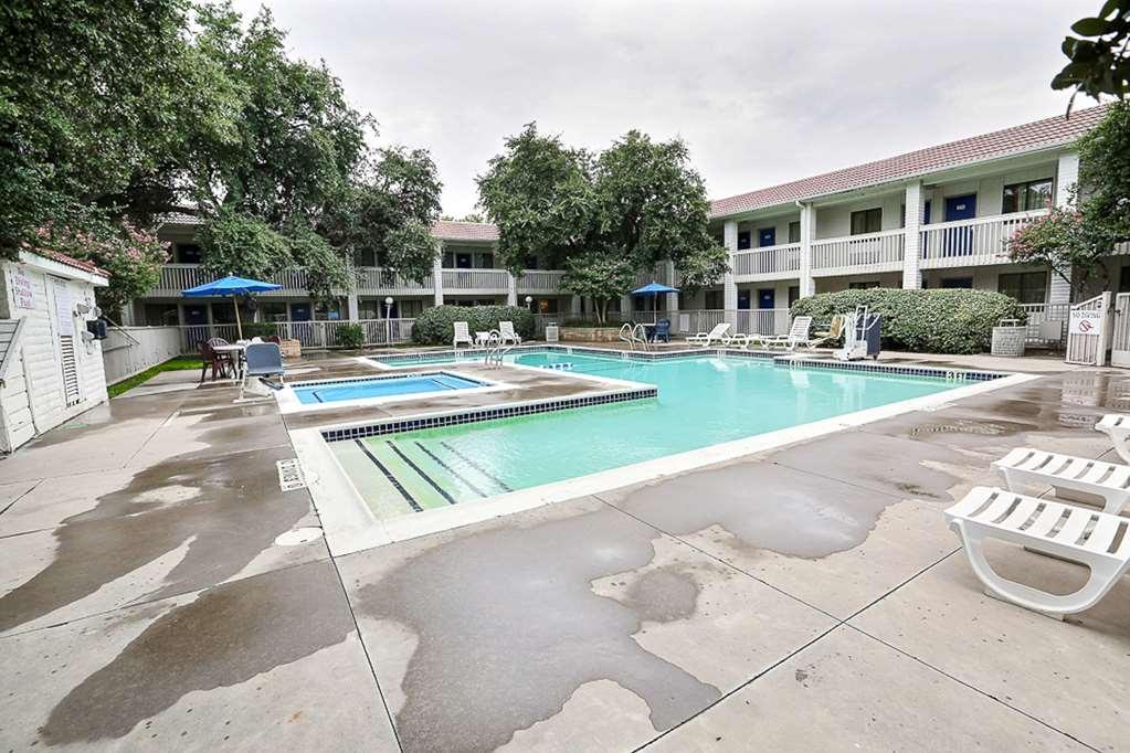 Motel 6-Addison, Tx - Dallas Facilities photo