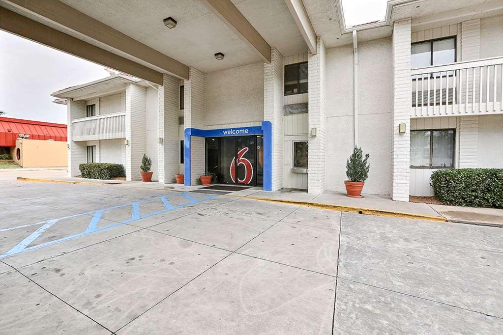 Motel 6-Addison, Tx - Dallas Exterior photo