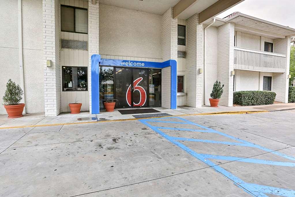 Motel 6-Addison, Tx - Dallas Exterior photo