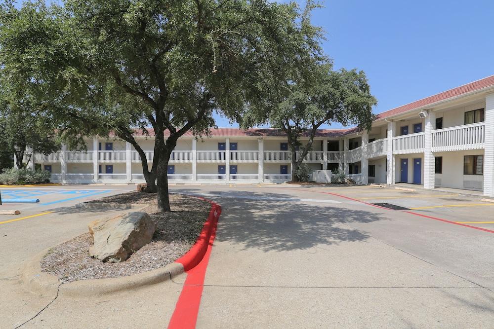 Motel 6-Addison, Tx - Dallas Exterior photo